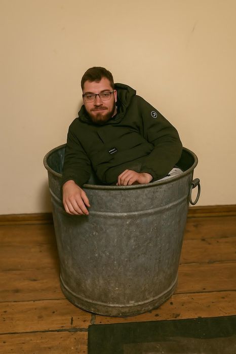 Vând Țulică la căldare