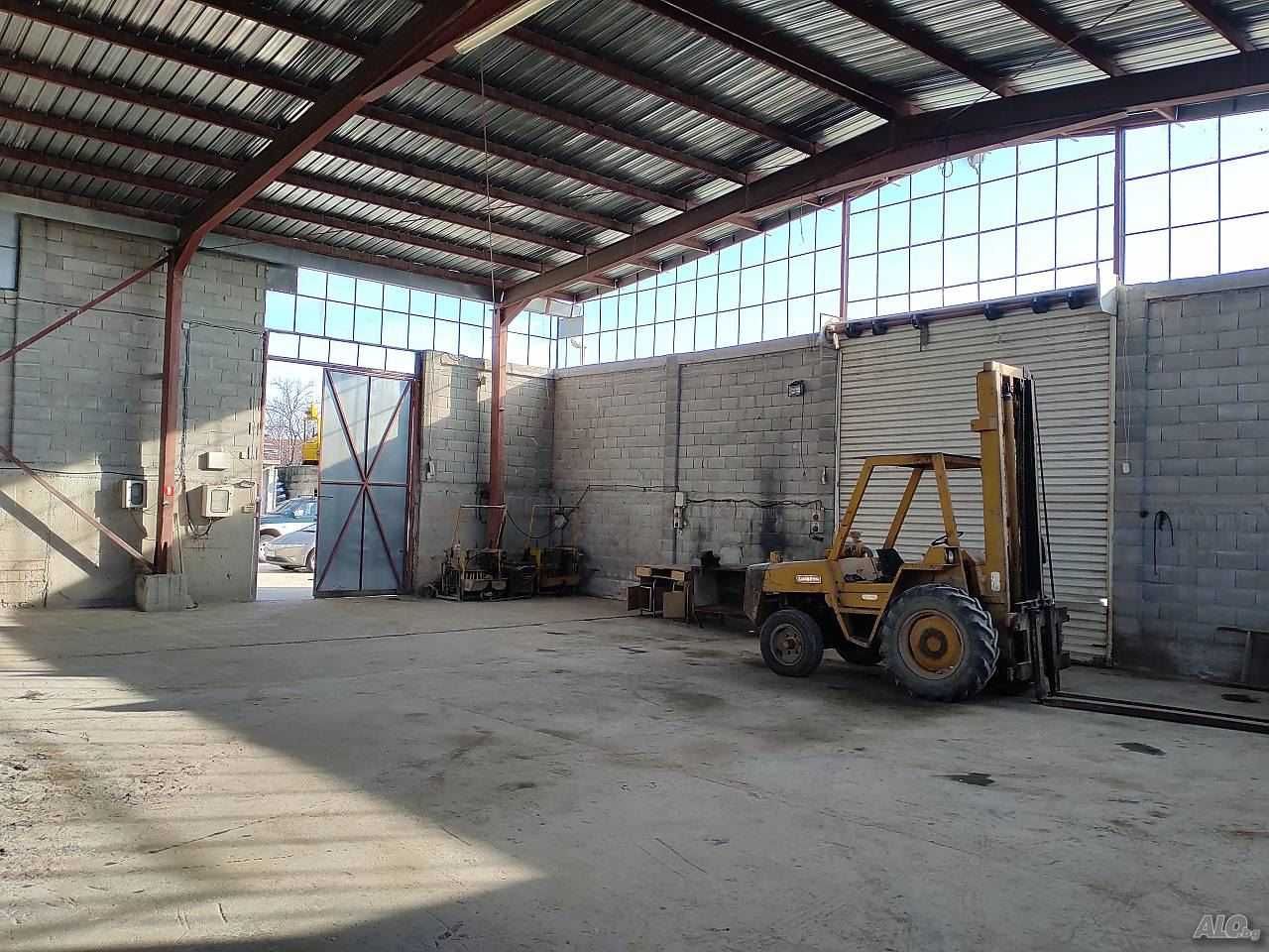 Дава се под наем Склад в с. Цалапица, Област Пловдив - 600 кв.м за 1020 € - Снимка #2