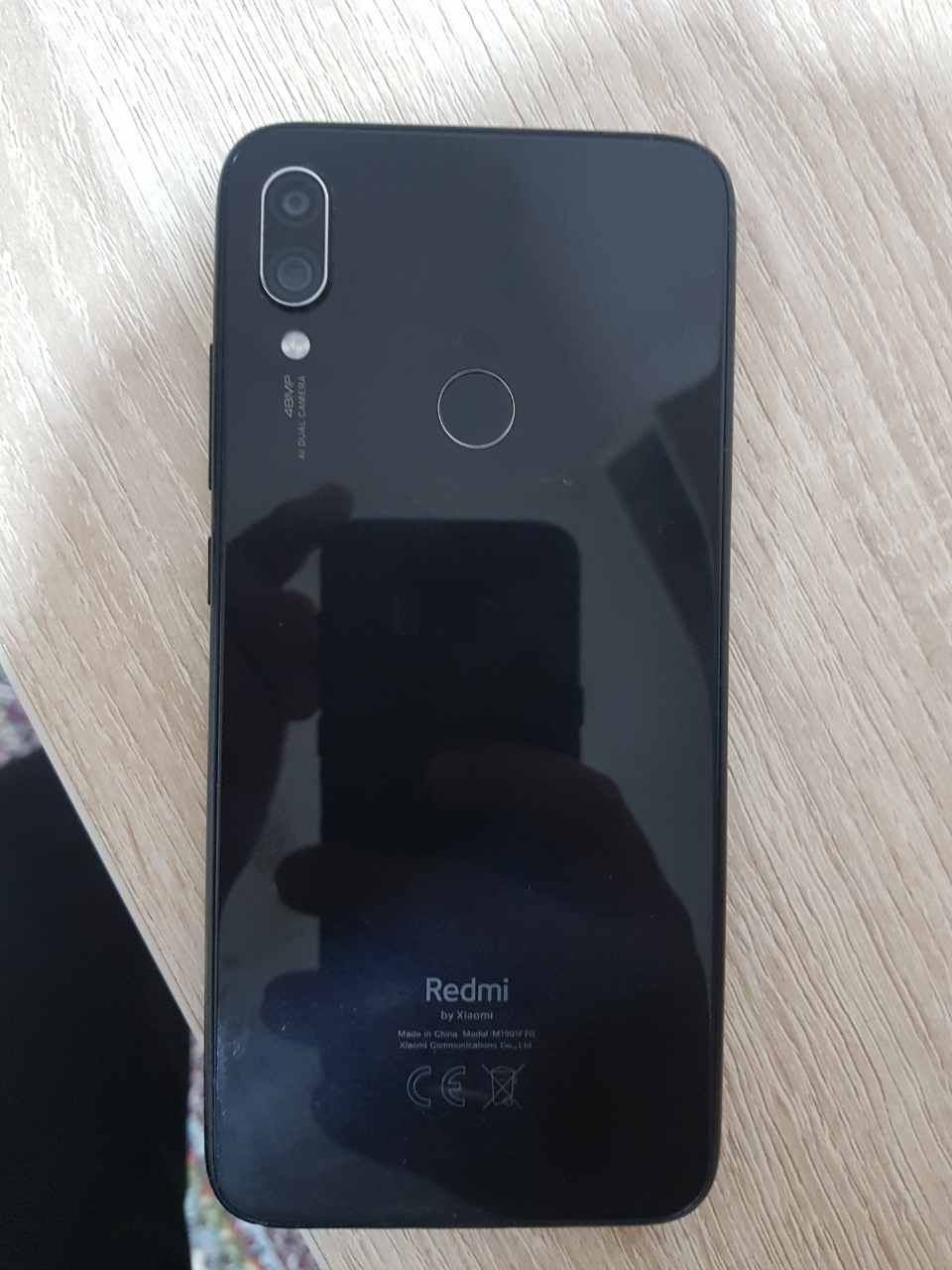 Redmi note 7  4/64 gb