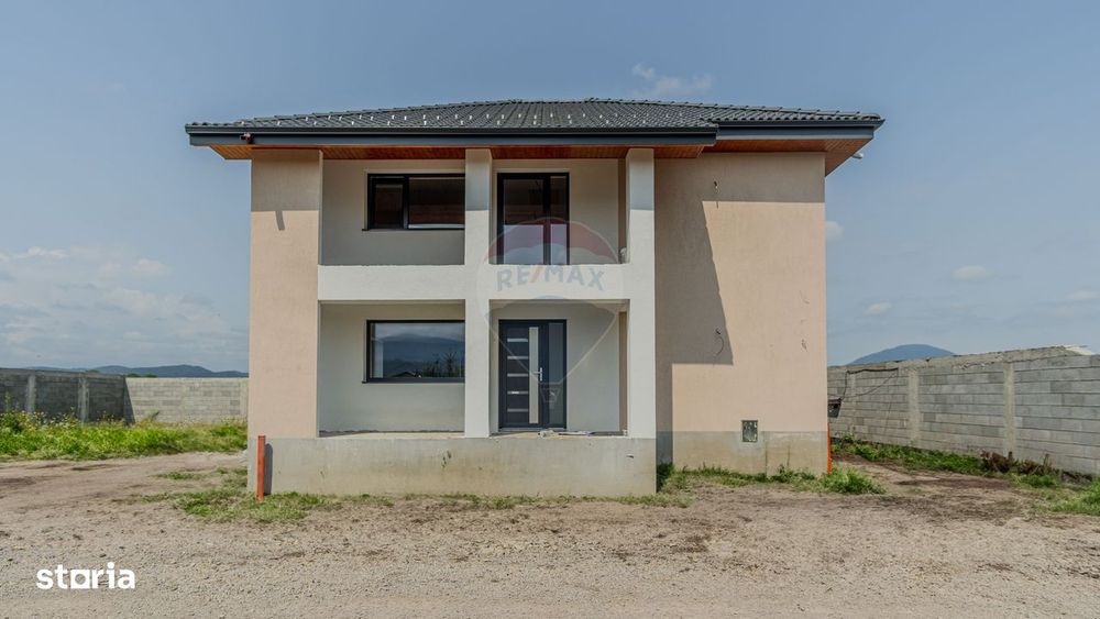 Casa moderna, la cheie, in Cristian – Str. Carpati