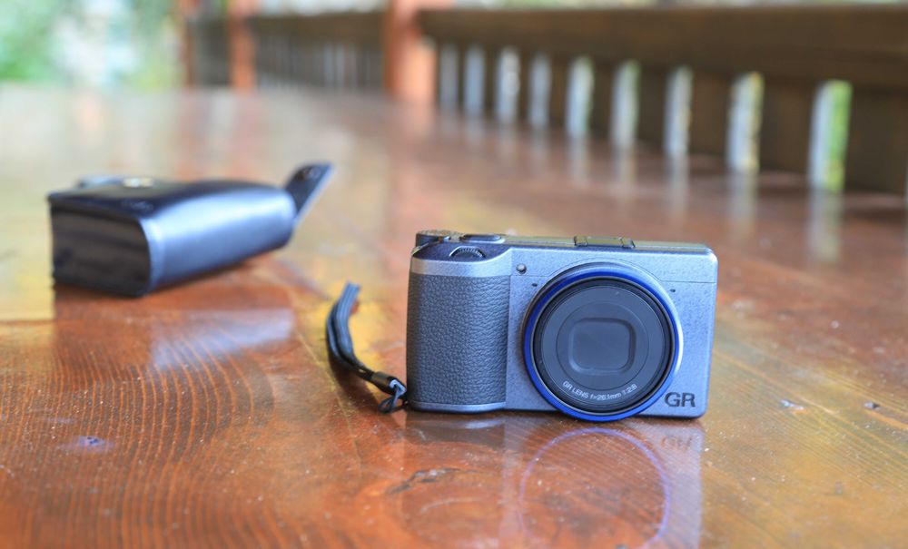 Продавам Ricoh GR3 street edition
