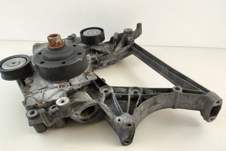 Carcasa Pompa apa A6512011409 A6512001801 Mercedes-Benz Sprinter a 2-