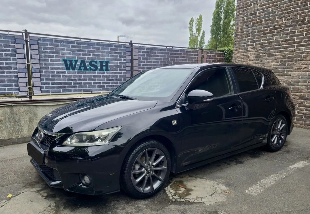 Lexus CT Lexus CT 200H F-Sport