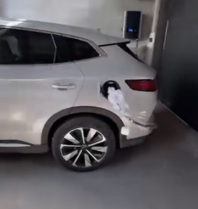 Продаётся зарядная станция на 20 квт. Почти новая!