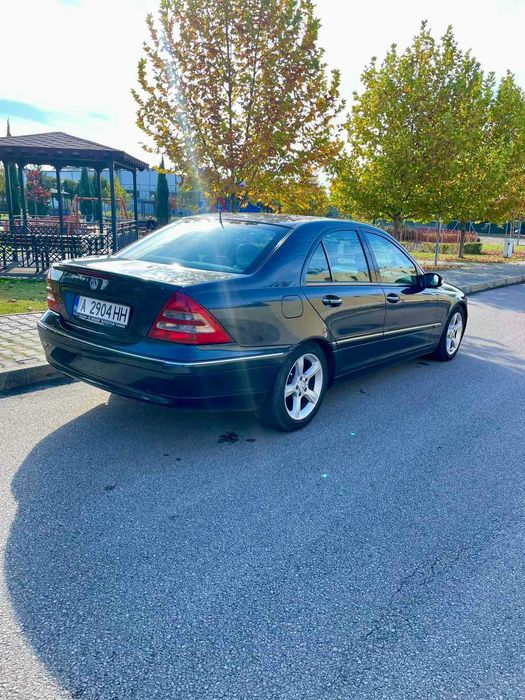 Mercedes-Benz C270