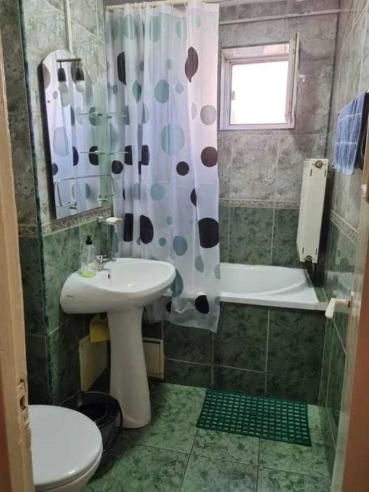 Proprietar, vând apartament Trivale