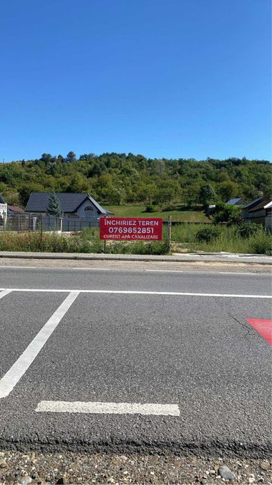 Teren de închiriat în centrul localității Helegiu, județul Bacău