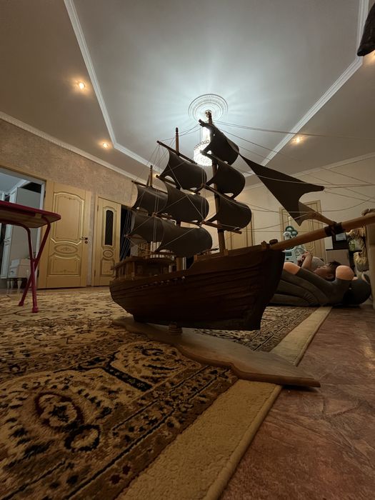 Продается корабль ручная работа 50000 тг