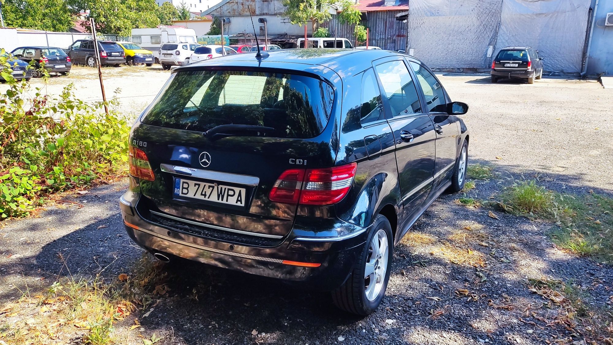 Vând Mercedes Clasa B automat
