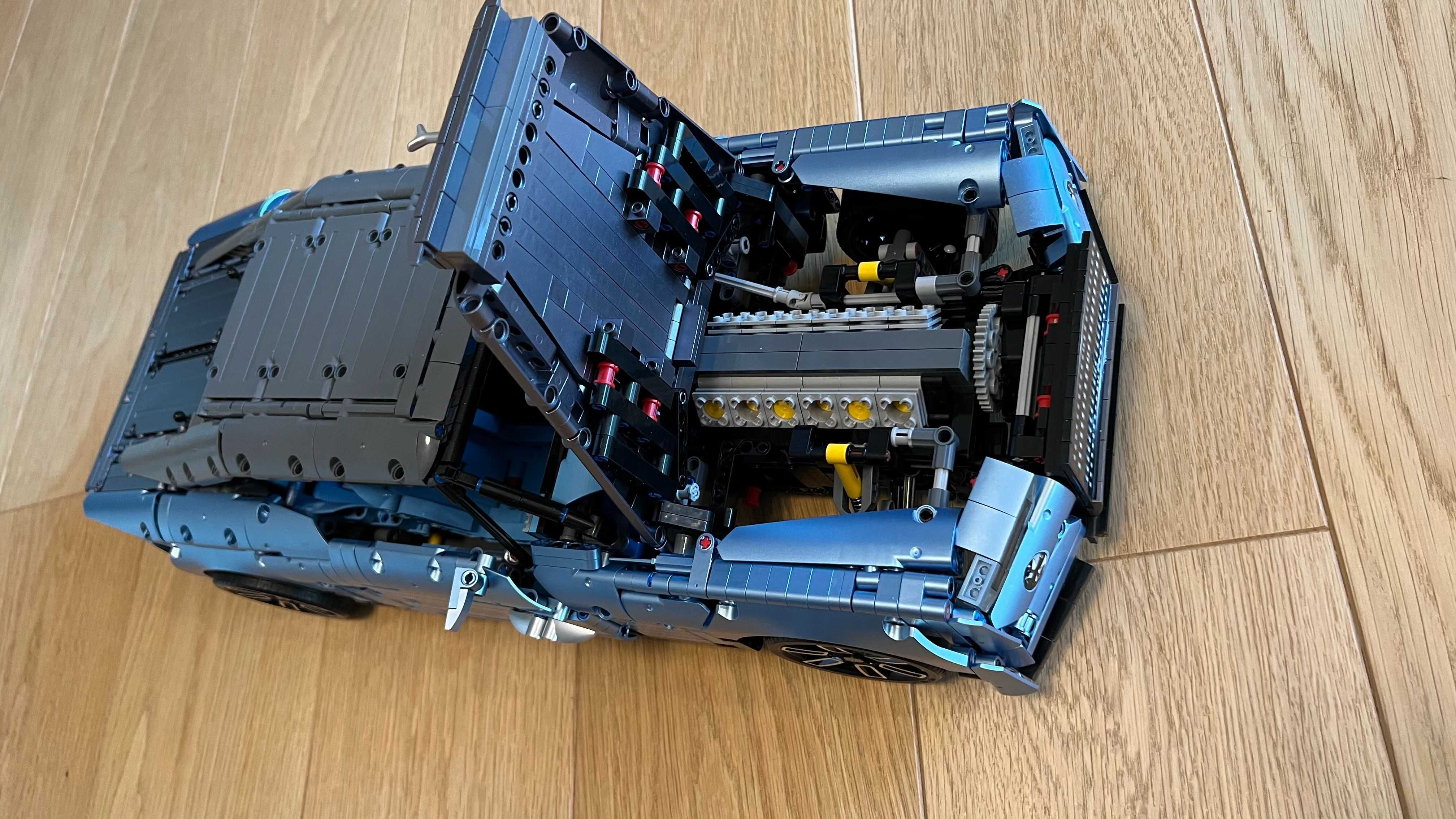 Set constructie T5018 compatibil LEGO - limuzina sport ASAMBLAT