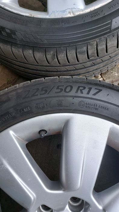 Продавам Гуми с джантите
