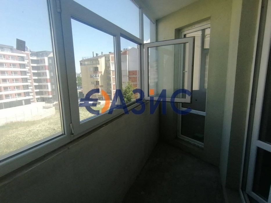 Продава се Двустаен апартамент в Бургас, Меден рудник - зона В - 56 кв.м за 1054 €/кв.м - Снимка #9