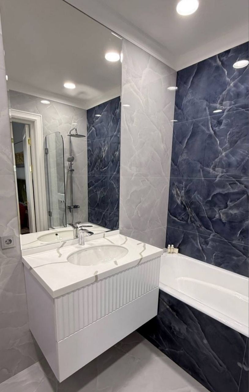 Аренда"Продажа "Mirabad Avenue 
Blok A 
Вид : самый большой двор 
Этаж