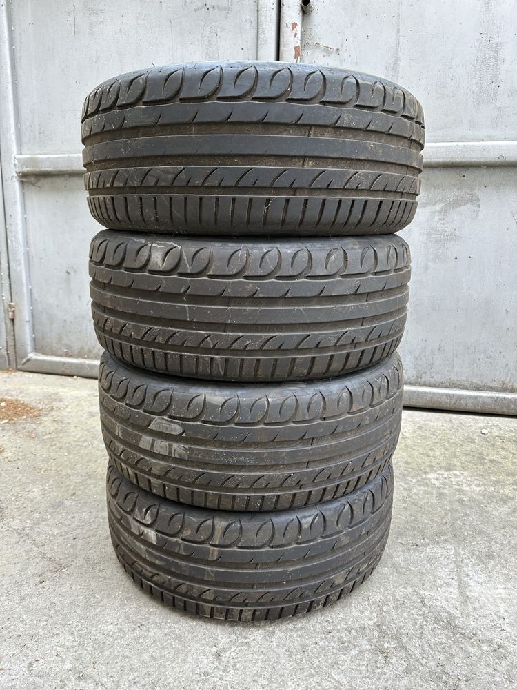 245 45 18 летни гуми TIGAR дот 0222