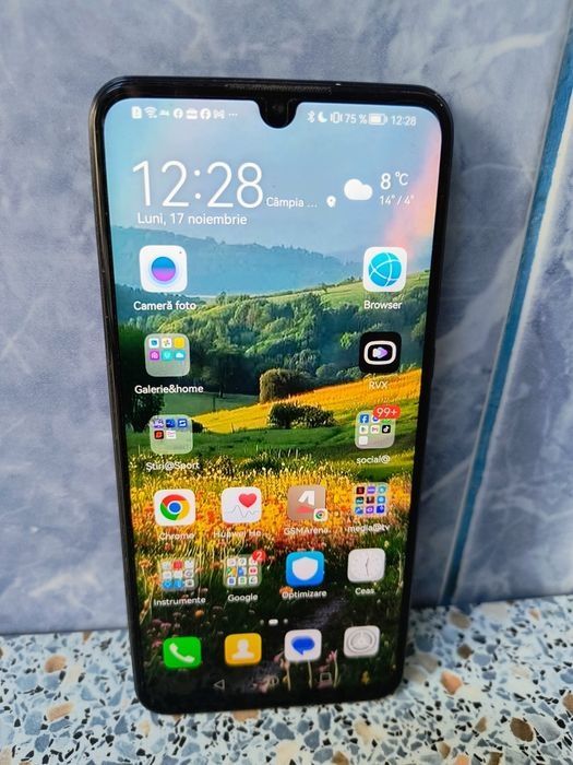 Telefon HUAWEI P30 lite 128 Giga la 250 de lei