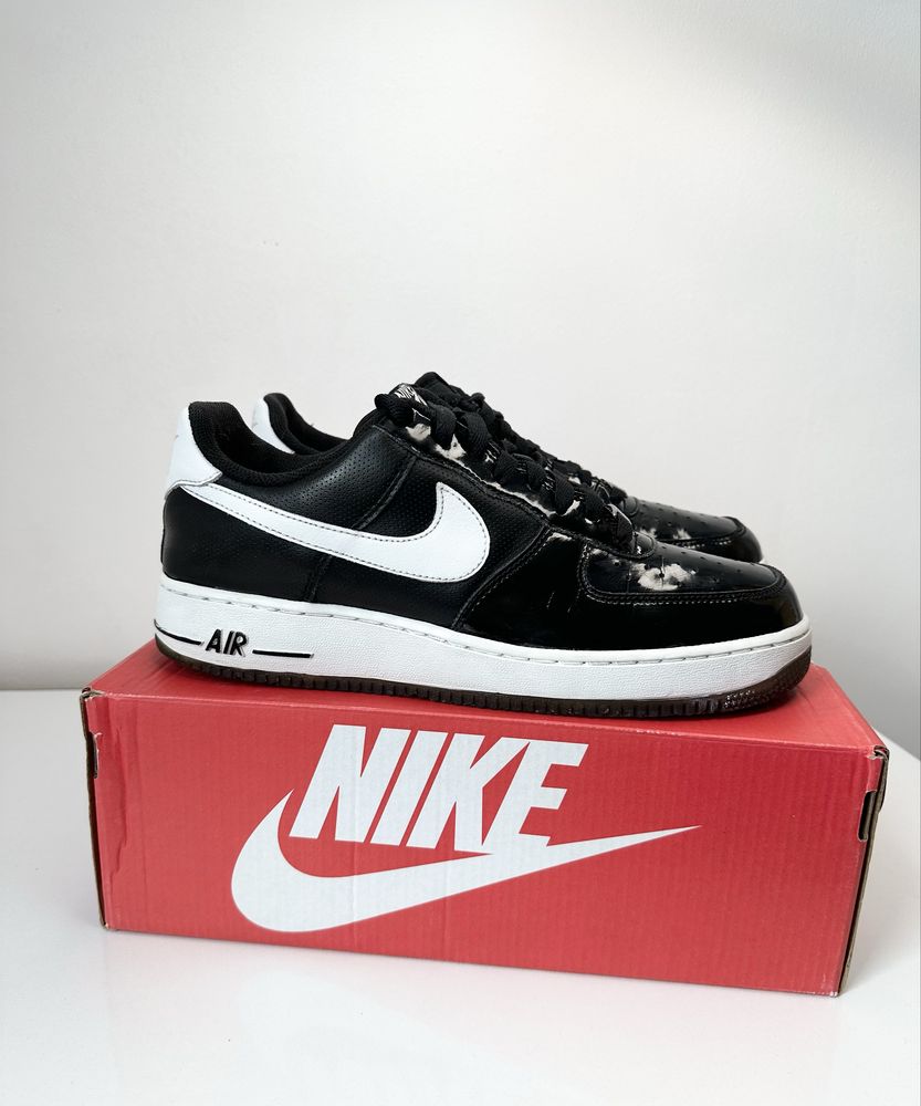 Nike Air Force 1 (43) Маратонки