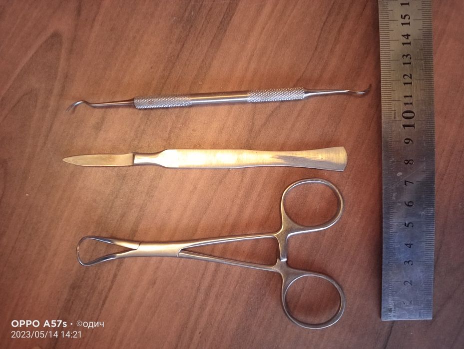 Продам зажим, скальпель и ковырялку для зубов. медицина