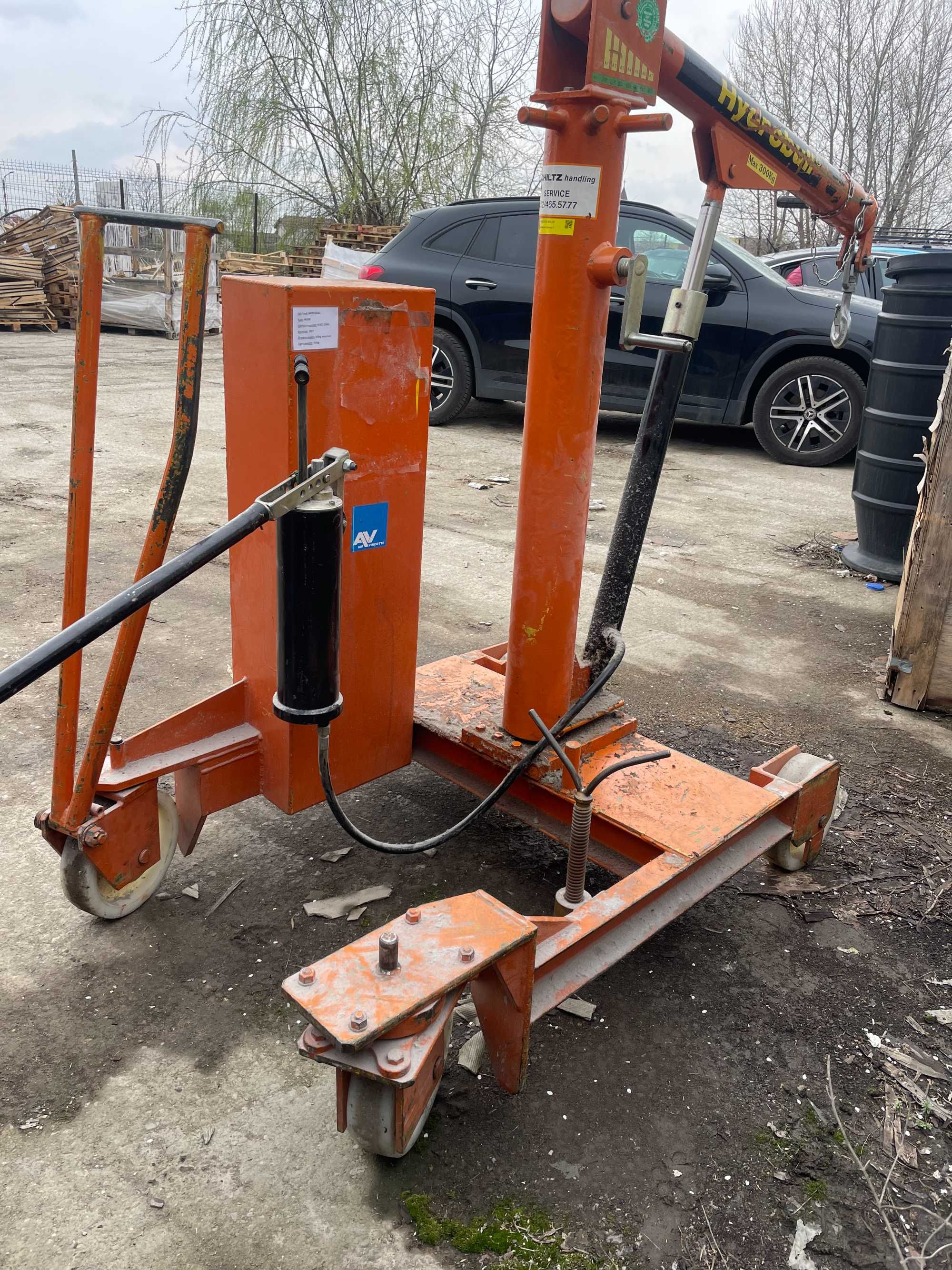 Macara mobilă de atelier Hydrobull HB300