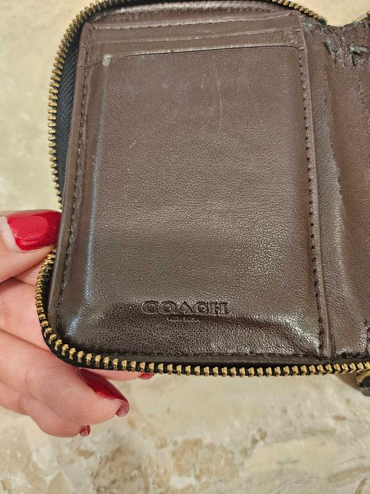 Дамски кожен портфейл Coach