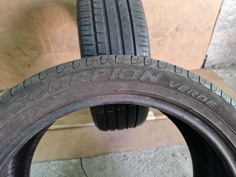 2 anvelope de vara Pirelli R20 235/45 DOT1519