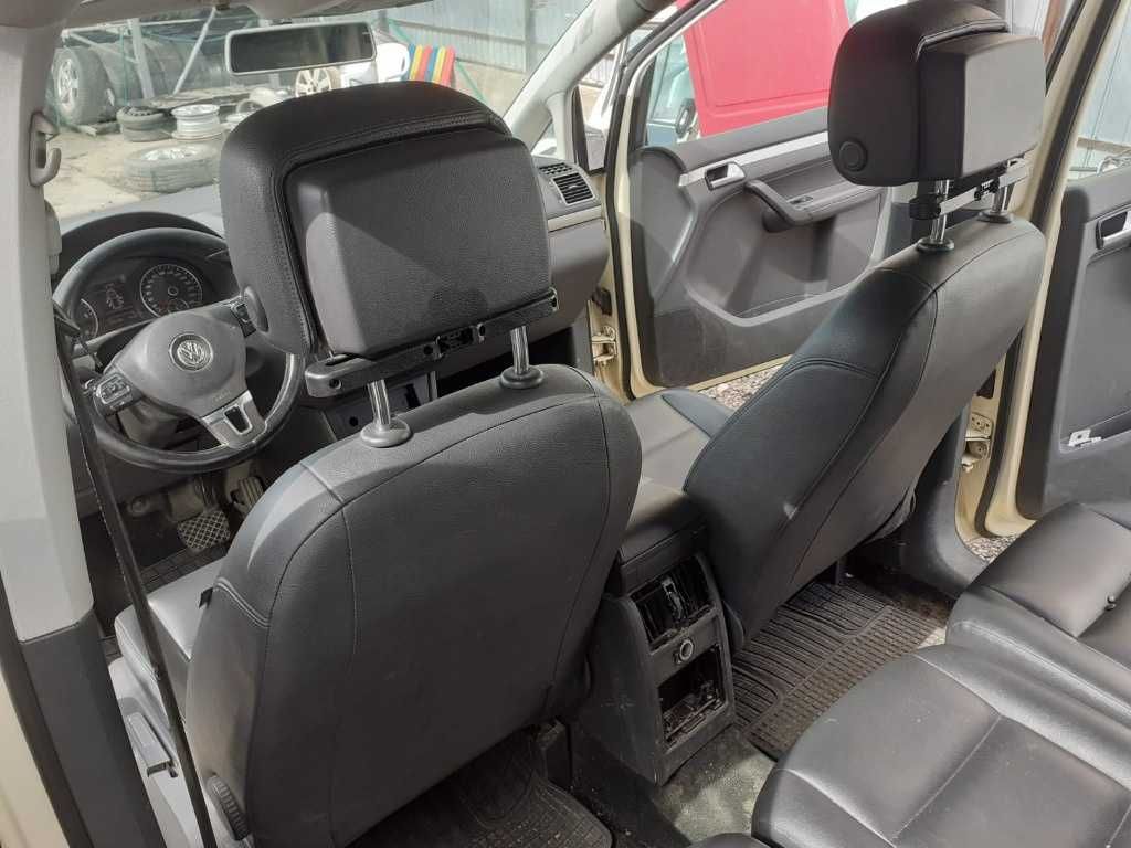 Dezmembrez dezmembrari piese VW TOURAN 2.0 TDI CFHF 81 KW an 2016