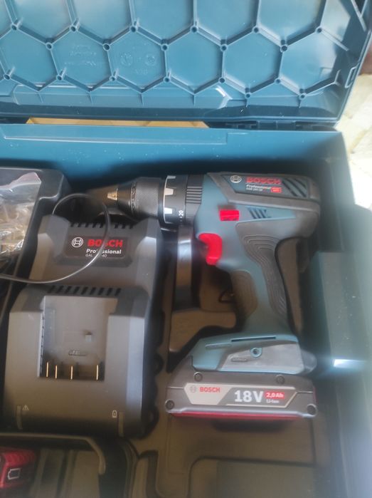 Акумулаторен безчетков винтоверт Bosch 18v-28