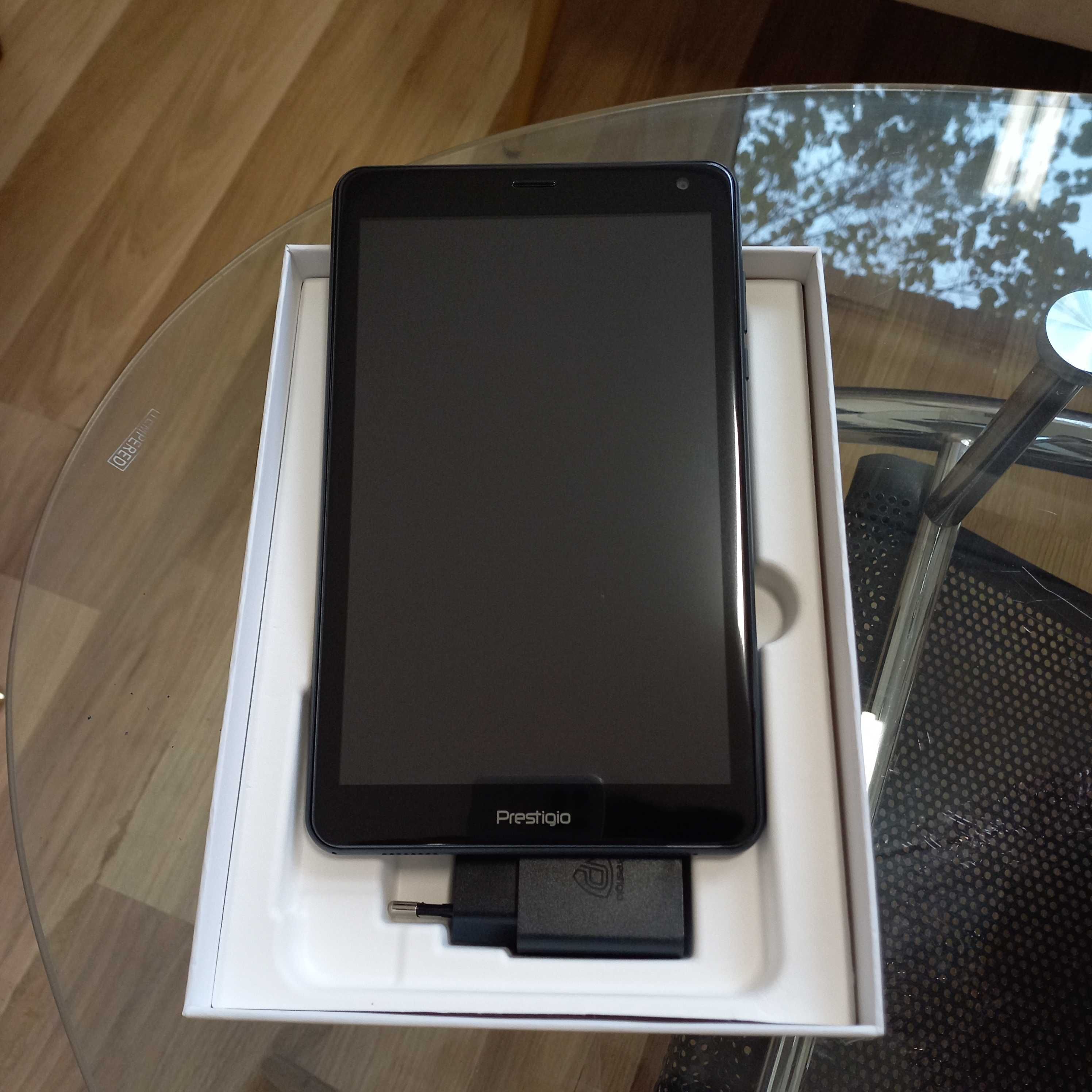 Таблет PRESTIGIO Q Pro 8" PMT4238 4G Gray - безплатен интернет !!!