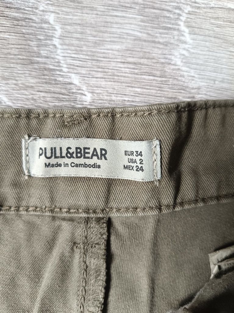 Карго панталони Pull&bear