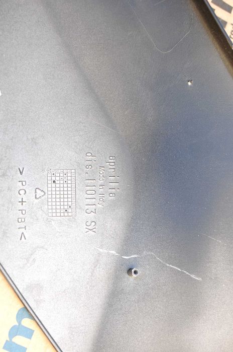 Carena stanga Aprilia RSV100 06-09