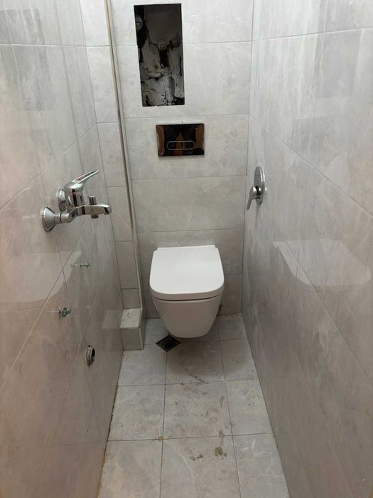 Лепене плочки, ремонт на баня