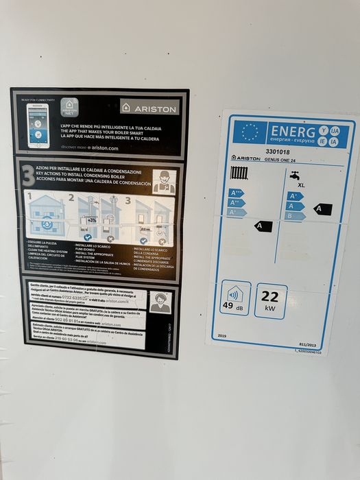 Vand centrala ariston cu tot cu butelii