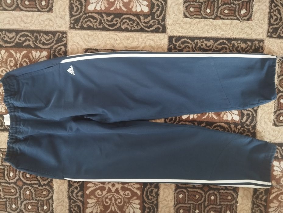 Спортивные штаны Adidas