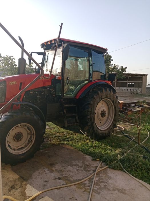 Traktor Belarus 1523