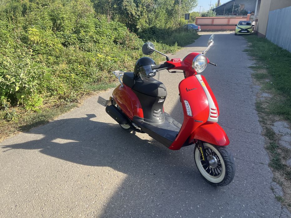Scuter 49 cc Motowell Germania( Vespa Primavera)service, 2200 km, acte