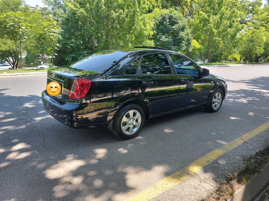 Gentra 3 - poz full, ideal xolatda sotiladi.