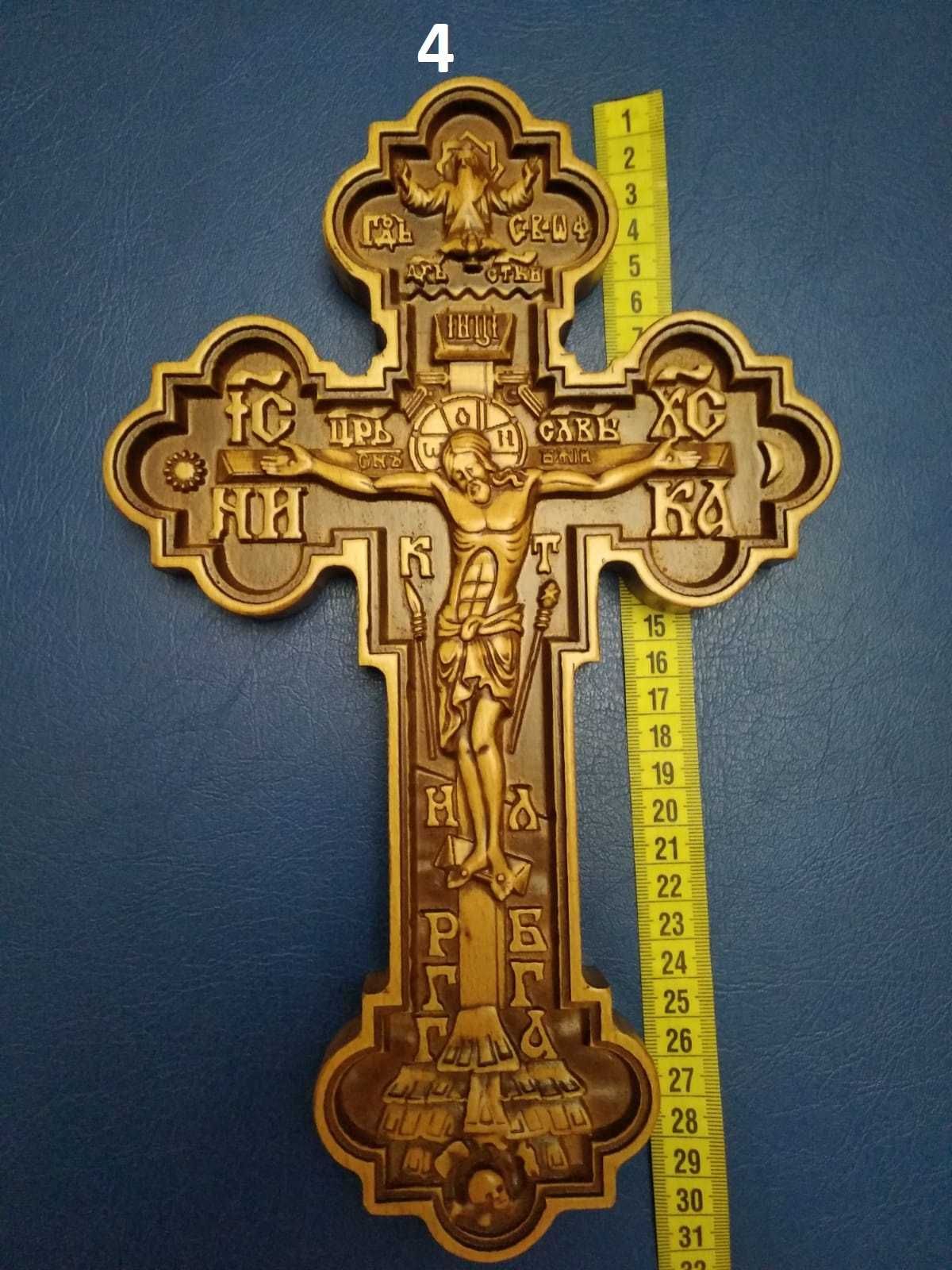 Cruce lemn masiv diferite