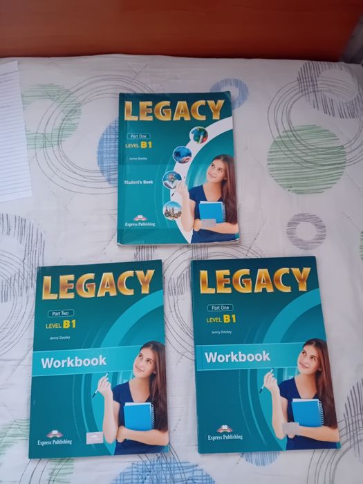 Учебник и учебна тетрадка по английски В1