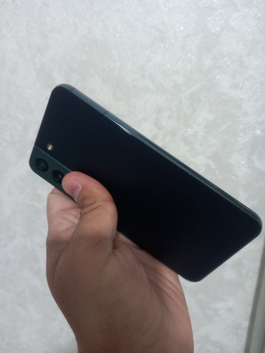 Samsung S22 128/8