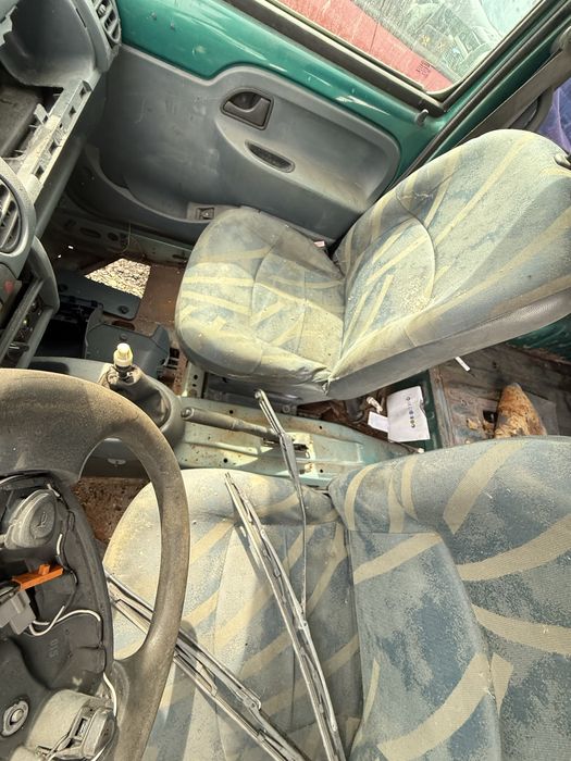 2 броя Renault Kangoo 1.9 дизел  на части