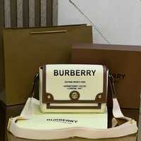 Сумка Burberry вместительная