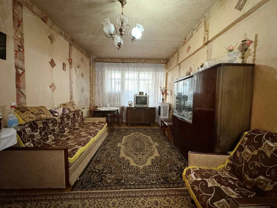 Юнусабад 4 квартал. Продается квартира 3/3/4