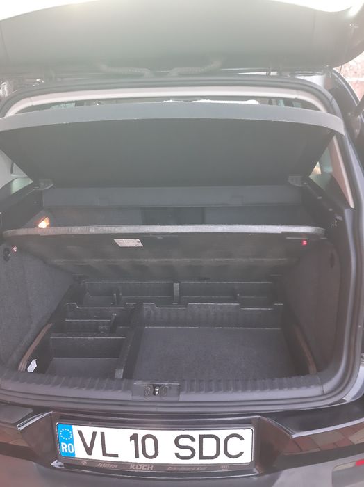 Tiguan track&field,2.0 tdi,4 motion, panoramic,webasto,2009 euro5,