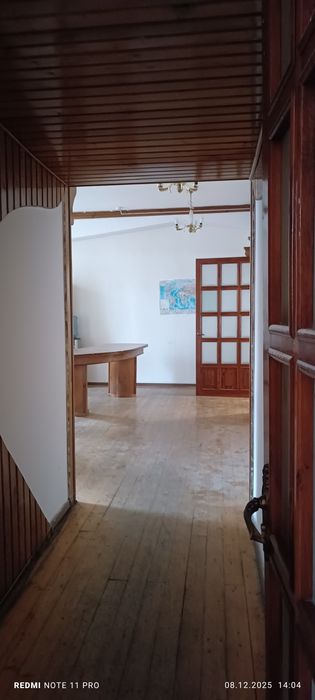 Сдаётся 140м2, 4 комнаты. У парка им. Фуркат. на долгий срок.