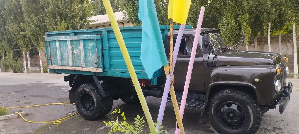 Samosval GAZ 53 sotiladi, barter ham bor