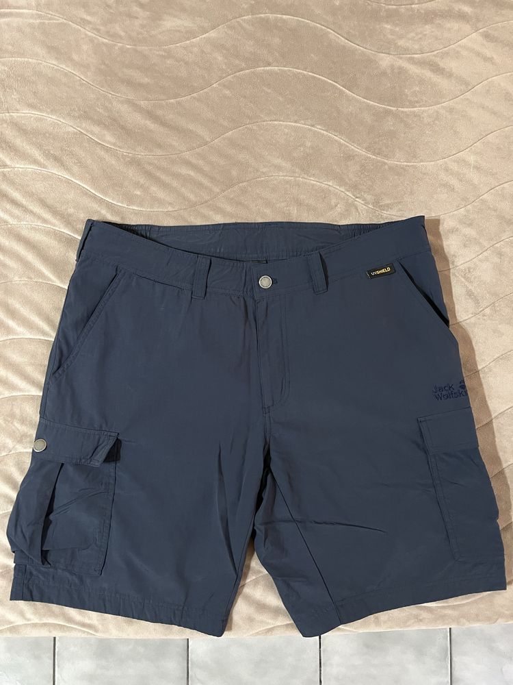 Jack wolfskin Мъжки сандали! И jack wolfskin къси панталонки.
