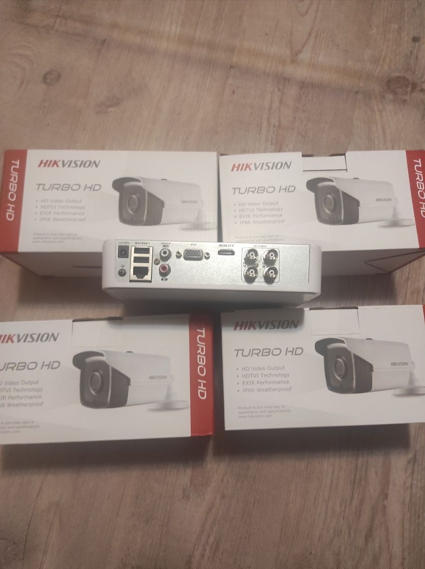 Камери за видеонаблюдение Hikvision 2MP  комплект