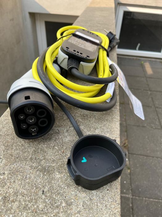 Încărcător original Volkswagen (OEM) – Type 2 – 3.6 kW