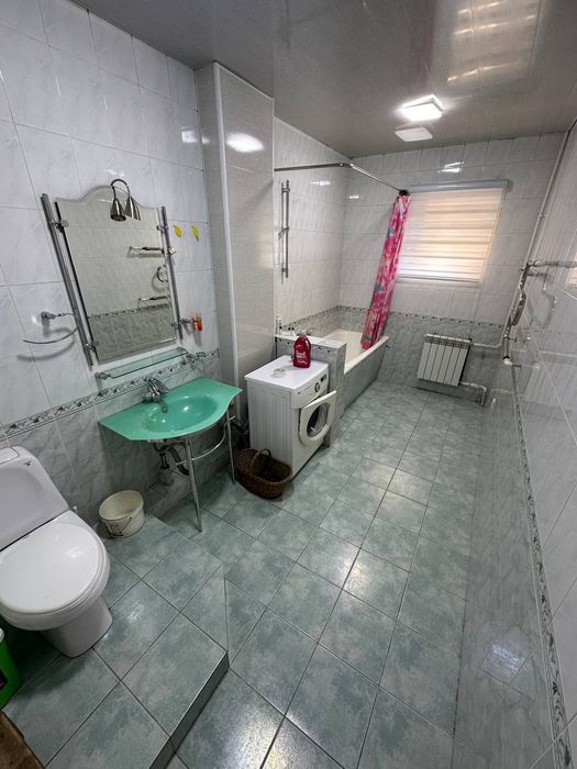 Срочно Метро Новза Хамза   3/4/5  Совминский дом  94 м²