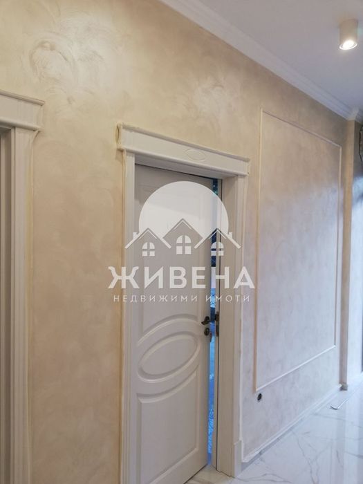 Продава се Офис в Варна, Операта - 70 кв.м за 3558 €/кв.м - Снимка #7