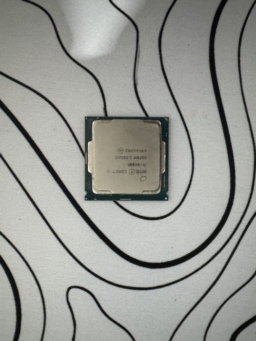 Продается процессор i5 9400f